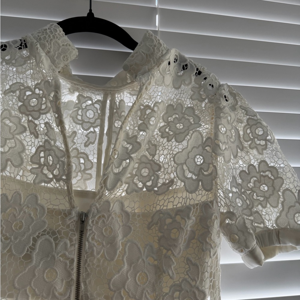 Self-Portrait White Lace Maxi Dress with Floral Appliqué - Picture 3 of 7